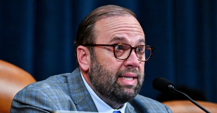 Hospital CEOs defend charging patients more at facilities