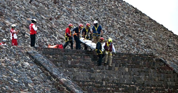 Gunman at Mexico's Teotihuacán pyramids kills Canadian woman, injures others