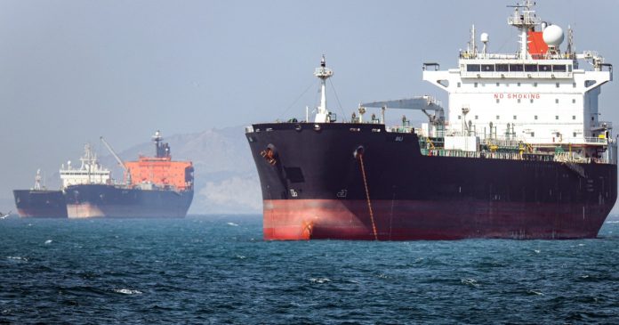 Iran could withstand U.S. blockade for months, Western officials and experts say