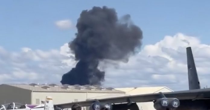 Midair jet collision forces lockdown at Idaho Air Force base show