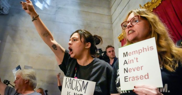 Tennessee Republicans pass map dividing up state’s lone majority-Black district