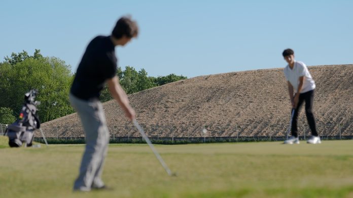 White House East Wing debris dumped at nearby golf course has toxic metals, report says