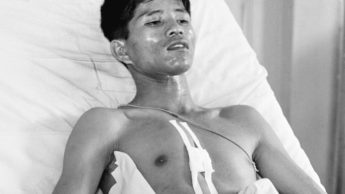 Dang Van Phuoc, AP combat photographer who lost an eye in the Vietnam War, dies at 91
