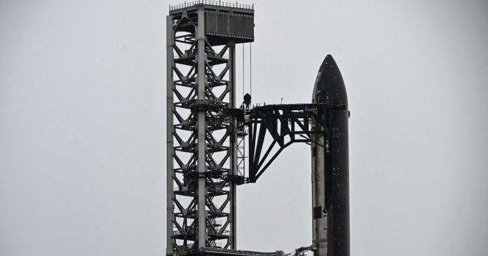 SpaceX scrubs Starship V3 rocket launch