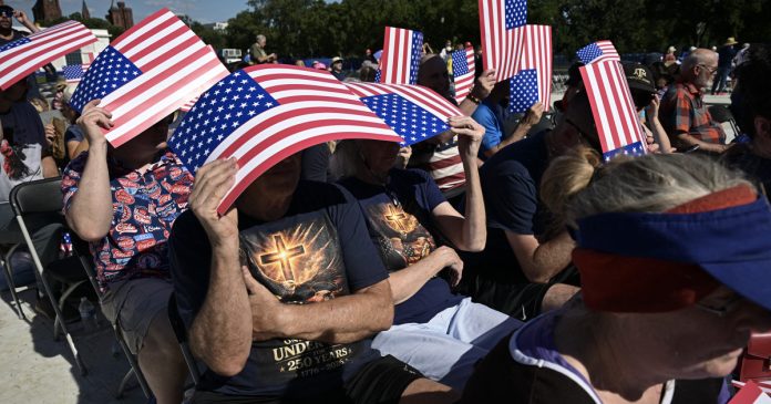145 million at risk as U.S. braces for holiday week heat wave; wildfires continue to rage in the West