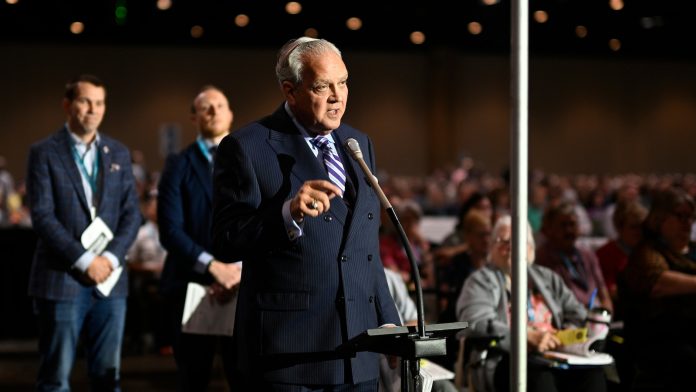 Southern Baptists vote to advance a formal ban on churches with women pastors