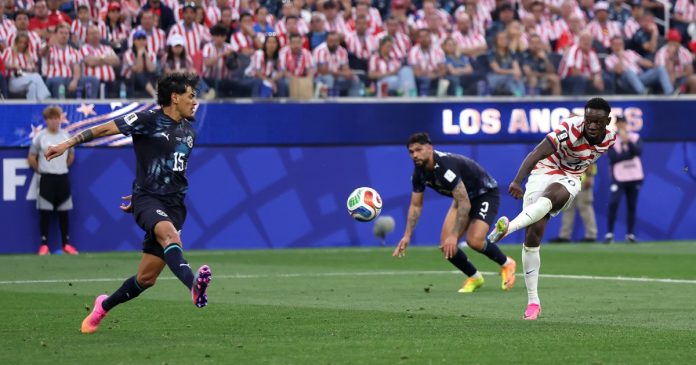 Team USA kicks off World Cup with win over Paraguay