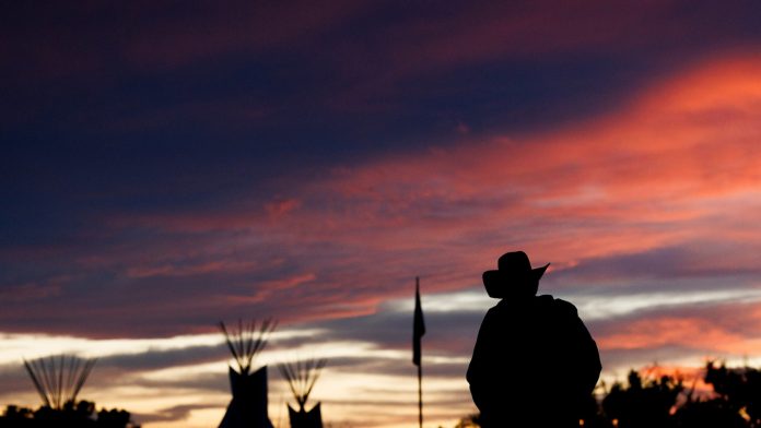Native Americans commemorate victory at Little Bighorn with horse races, dance, song