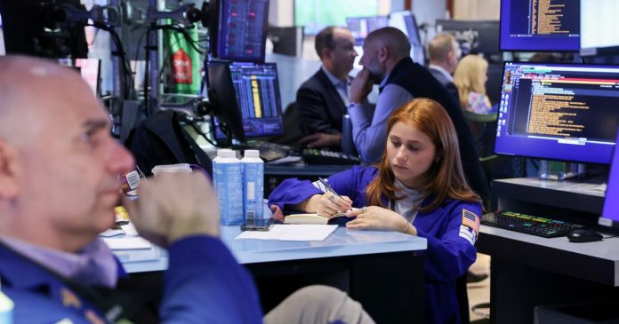 Global tech sell-off intensifies, led by AI and chip stocks