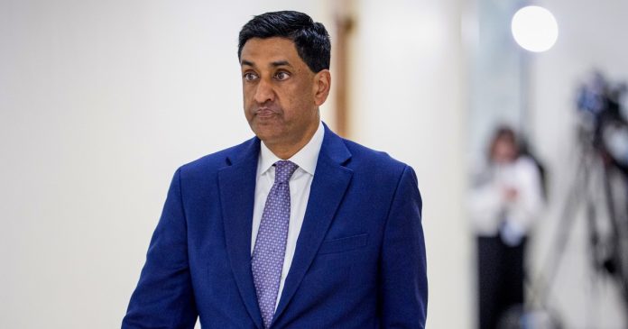 Platner supporter Ro Khanna says he should apologize to women who alleged disturbing behavior