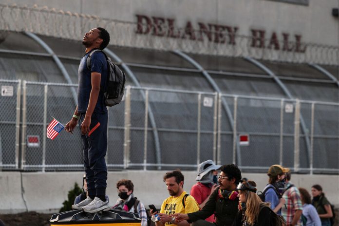 As funds rise at ICE, so do detention complaints