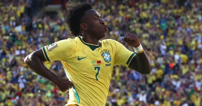 Soberbio gol de Vinicius y Brasil lo empata frente a Marruecos