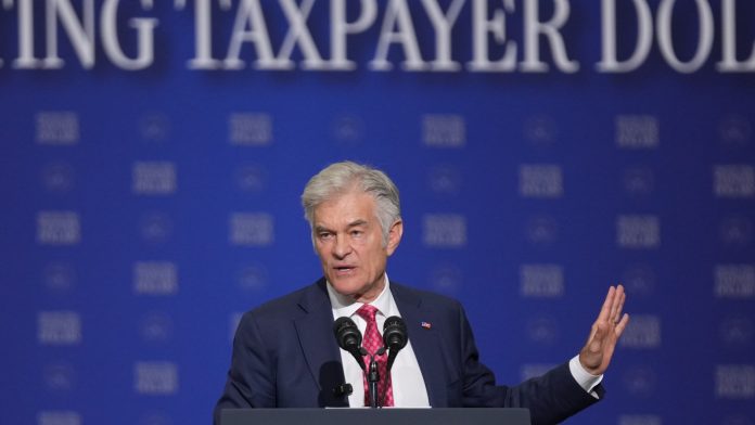 Trump administration says it's deferring $1B in Medicaid payments to California and Minnesota