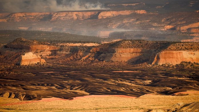 4th firefighter dies from injuries in western Colorado blaze