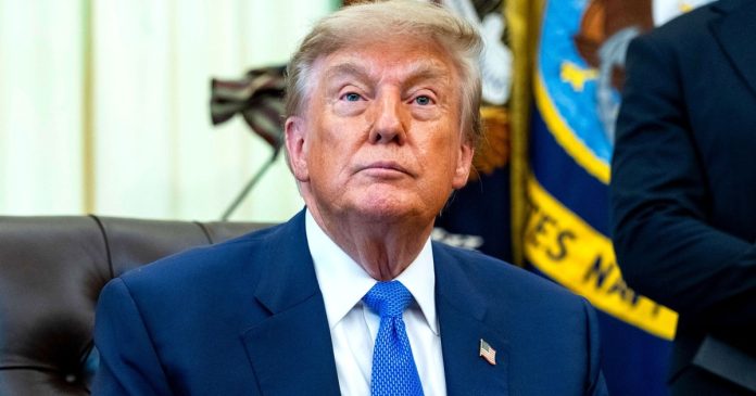 Iranian Missile Threat Led to Trump’s Plane Swap, Official Says