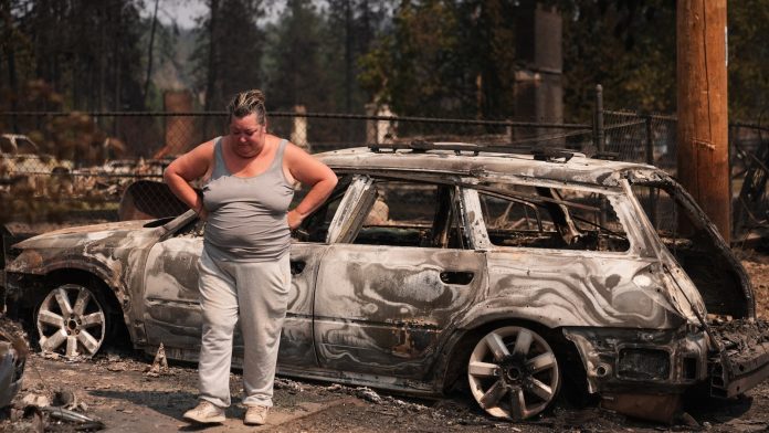 Firefighters get a handle on Spokane wildfires as tens of thousands remain evacuated
