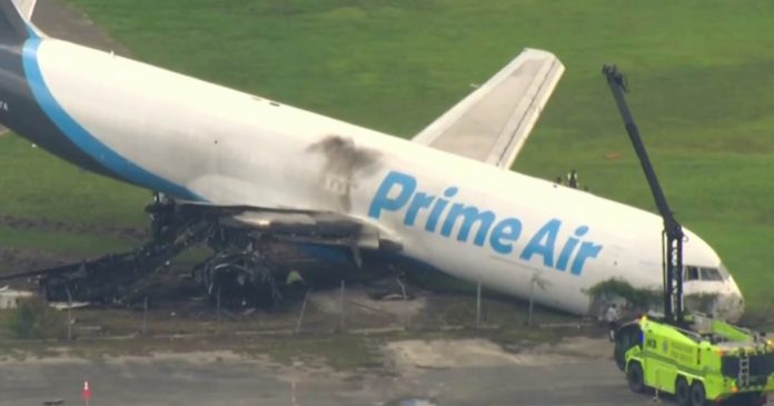 Cargo plane slams into vehicles killing 5 in Miami