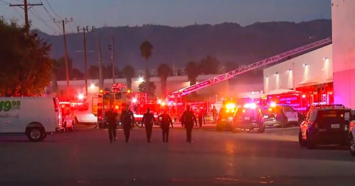 3 dead after helicopter crashes in Los Angeles parking lot