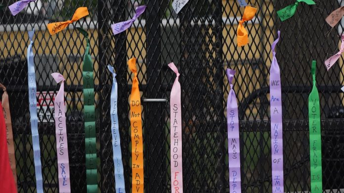 Trump plan for fence at Lafayette Park near White House gets review by federal panel
