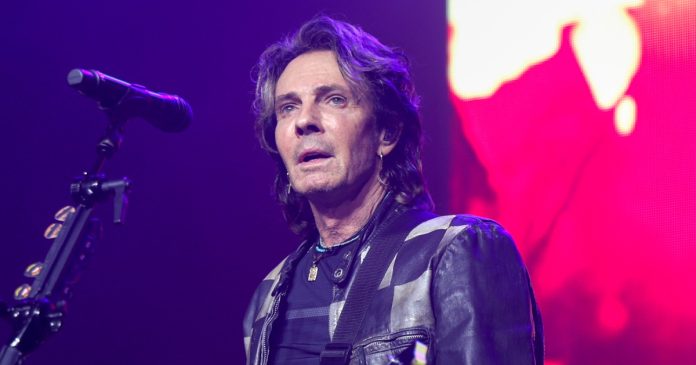 Rick Springfield recalls killing a man in Vietnam while he was there performing for troops