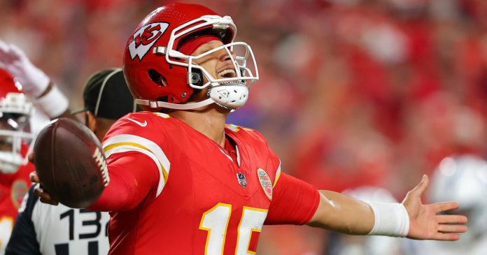 Patrick Mahomes and Kenneth Walker shine as Chiefs beat Colts 33-30 in OT